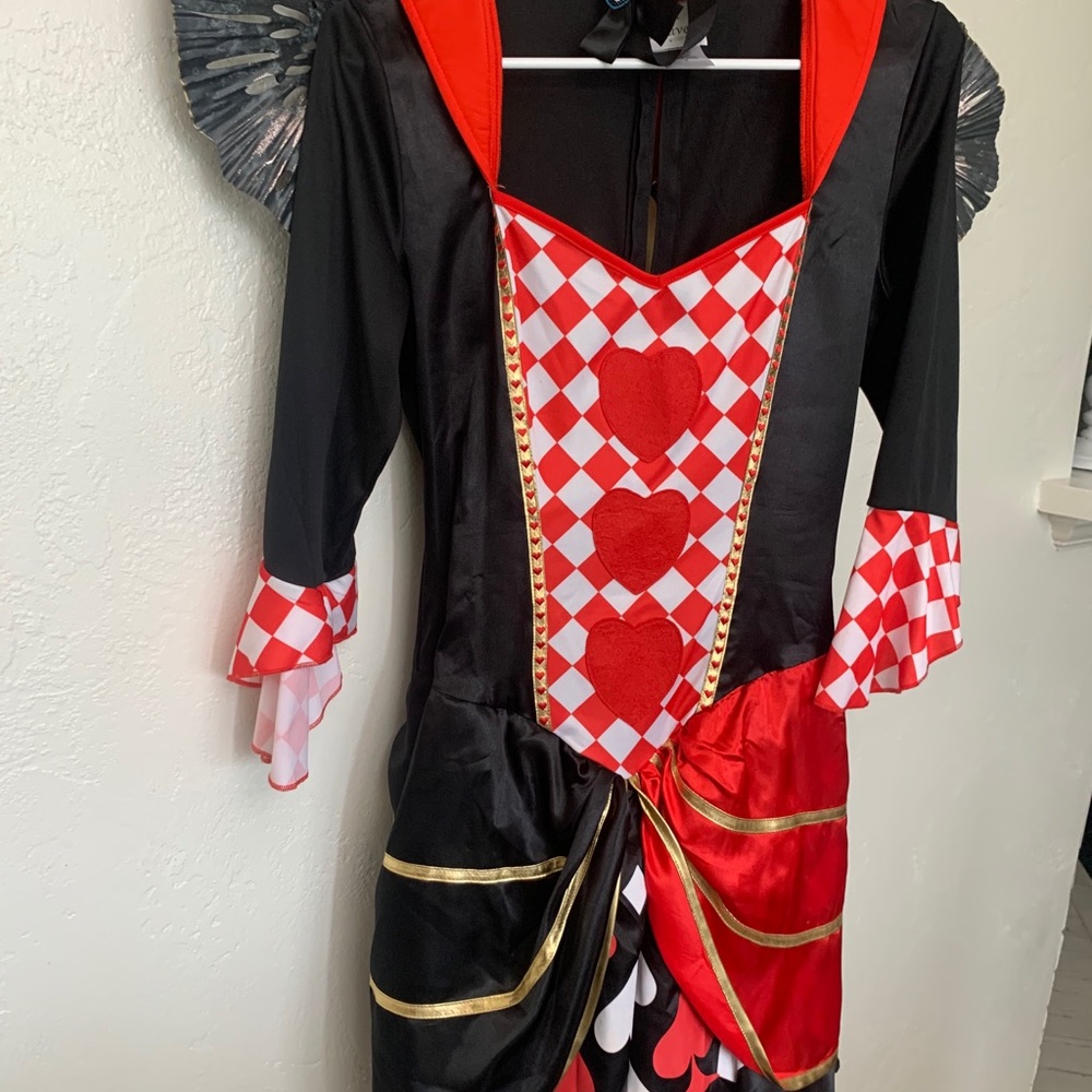 Queen of hearts costume